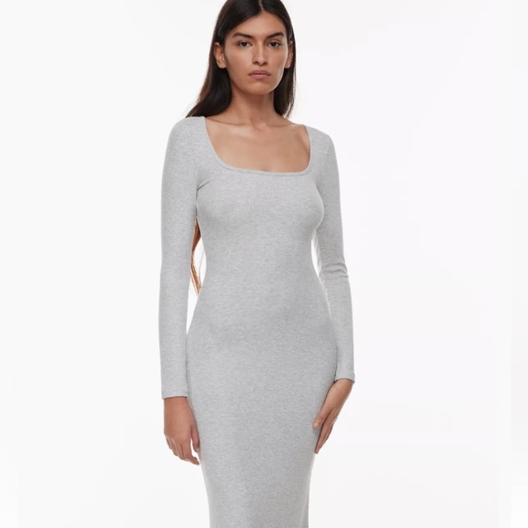 The group Babaton Aritzia Luxe Lounge Temptation long stretchy maxi dress - Picture 5 of 8